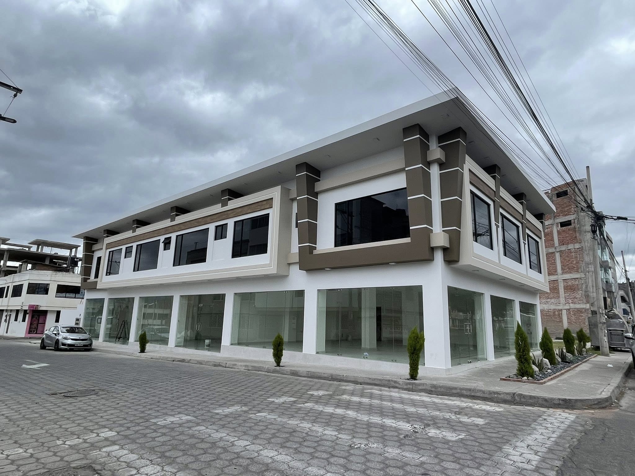 Proyecto Edificio Falconí